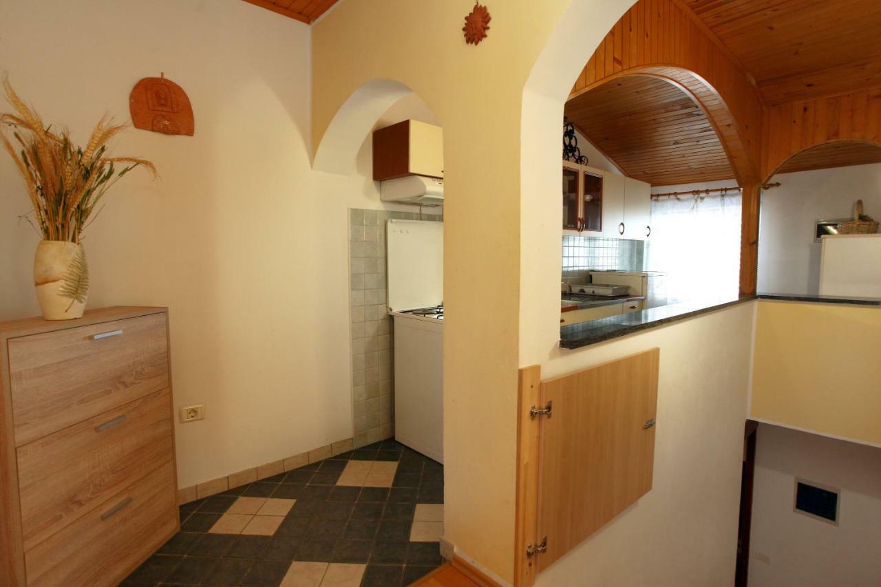 Apartment Svobode Изола Екстериор снимка